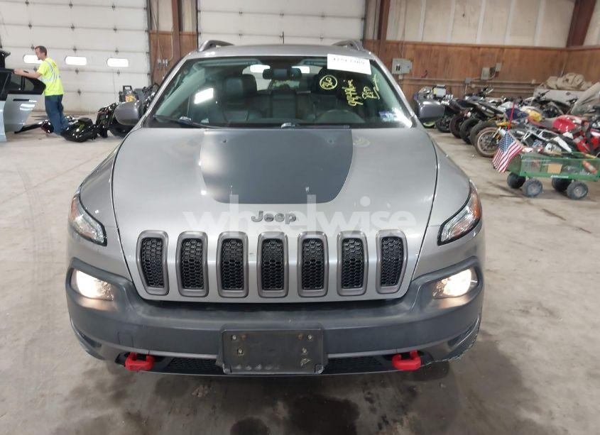 Photo 13 of 2015 Jeep Cherokee TRAILHAWK (VIN 1C4PJMBS7FW703229)