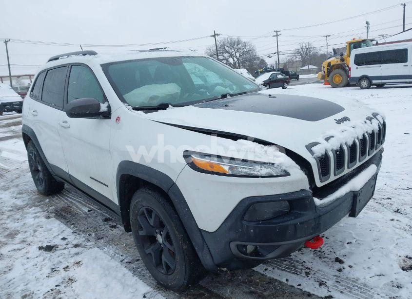 2015 Jeep Cherokee TRAILHAWK (VIN 1C4PJMBS7FW777816) main photo