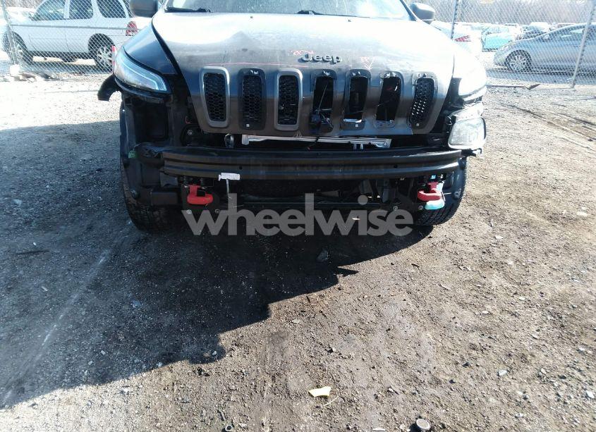 Photo 12 of 2016 Jeep Cherokee TRAILHAWK (VIN 1C4PJMBS7GW134836)