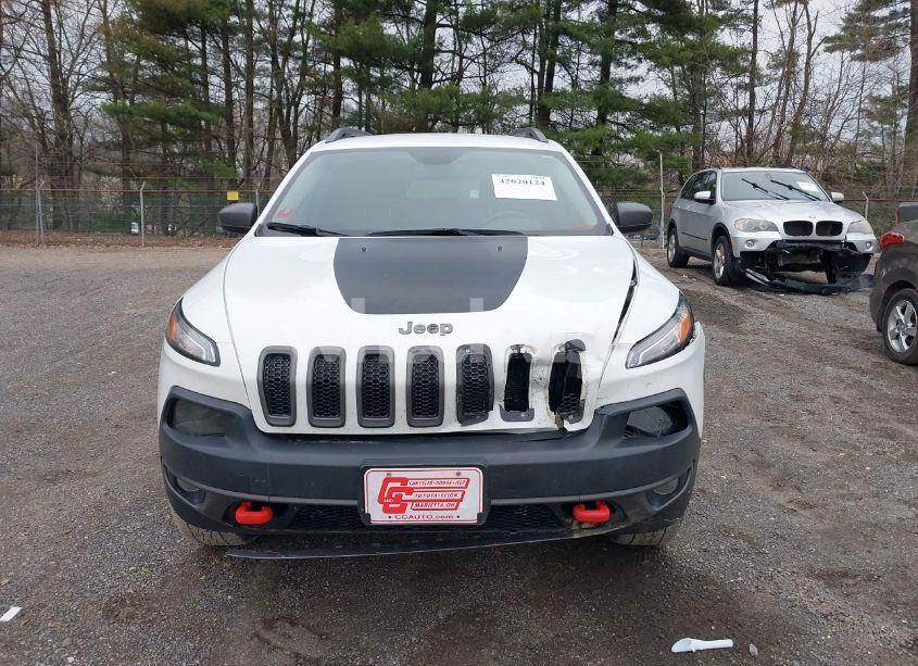 Photo 12 of 2016 Jeep Cherokee TRAILHAWK (VIN 1C4PJMBS7GW241076)