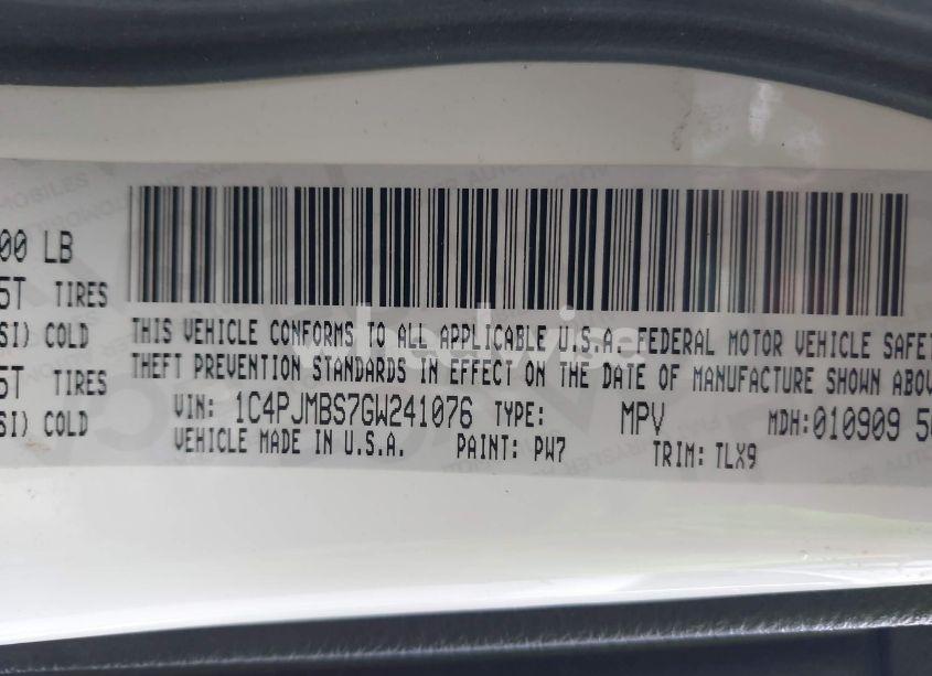 Photo 9 of 2016 Jeep Cherokee TRAILHAWK (VIN 1C4PJMBS7GW241076)