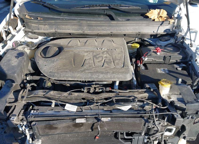 Photo 10 of 2016 Jeep Cherokee TRAILHAWK (VIN 1C4PJMBS7GW322448)