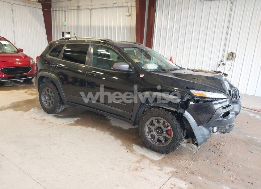 2014 Jeep Cherokee TRAILHAWK (VIN 1C4PJMBS8EW157135) main photo