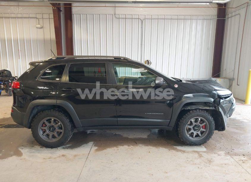 Photo 13 of 2014 Jeep Cherokee TRAILHAWK (VIN 1C4PJMBS8EW157135)
