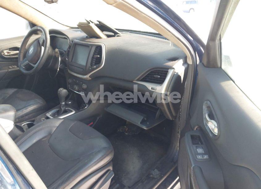 Photo 5 of 2014 Jeep Cherokee (VIN 1C4PJMBS8EW182259)