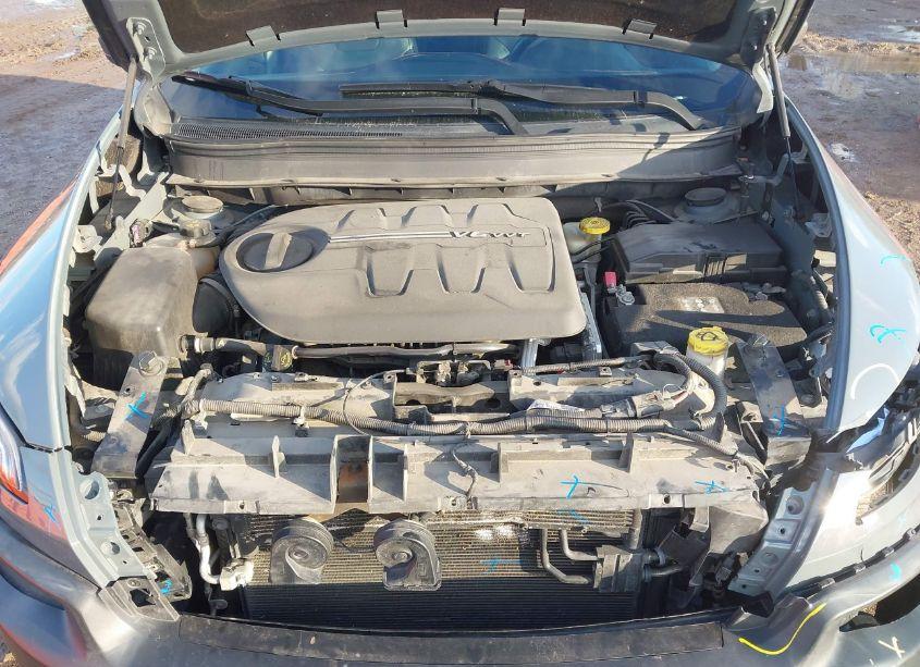 Photo 10 of 2015 Jeep Cherokee TRAILHAWK (VIN 1C4PJMBS8FW647057)