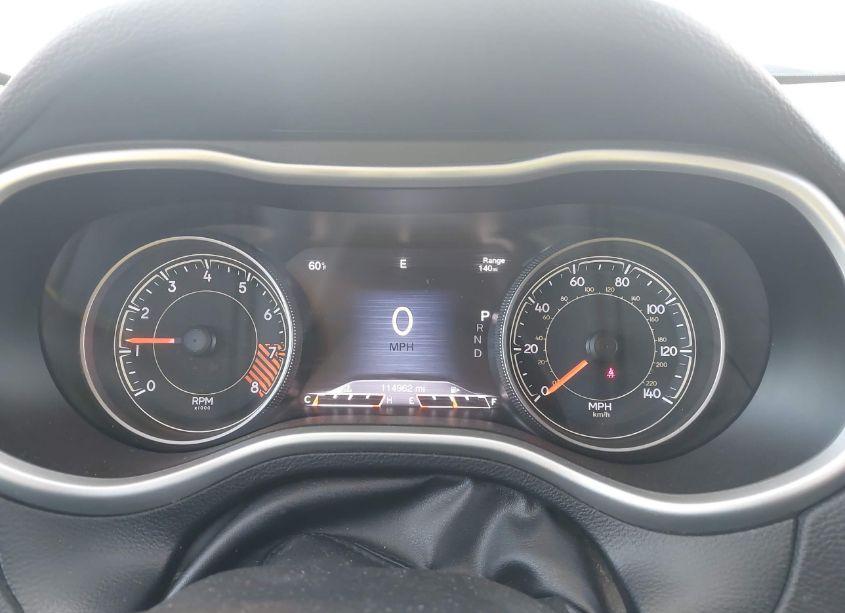 Photo 7 of 2015 Jeep Cherokee TRAILHAWK (VIN 1C4PJMBS8FW647057)