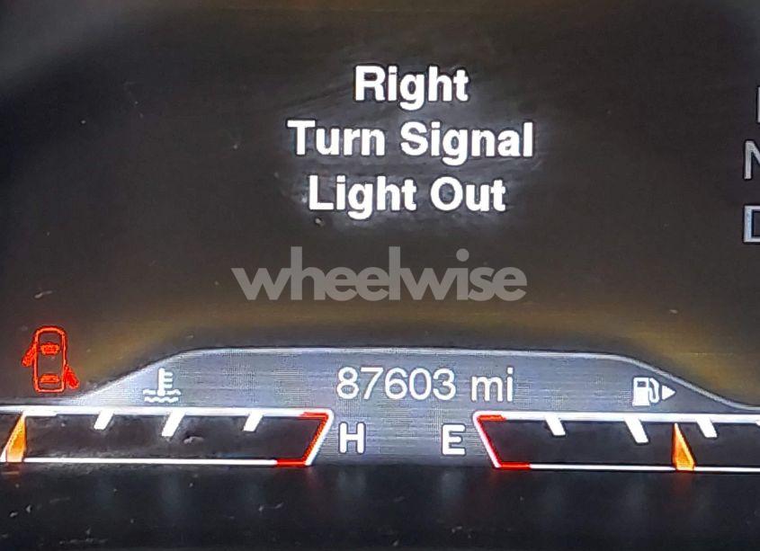 Photo 16 of 2015 Jeep Cherokee TRAILHAWK (VIN 1C4PJMBS8FW717916)