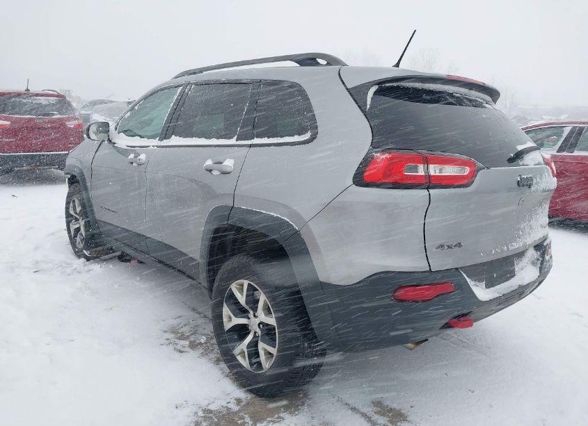 Photo 3 of 2015 Jeep Cherokee TRAILHAWK (VIN 1C4PJMBS8FW785522)