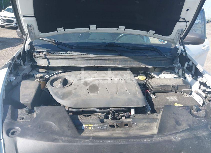 Photo 10 of 2015 Jeep Cherokee (VIN 1C4PJMBS8FW786850)