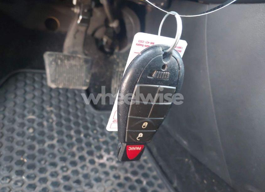 Photo 11 of 2015 Jeep Cherokee (VIN 1C4PJMBS8FW786850)