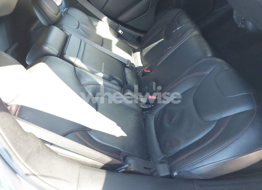 Photo 20 of 2014 Jeep Cherokee TRAILHAWK (VIN 1C4PJMBS9EW285125)