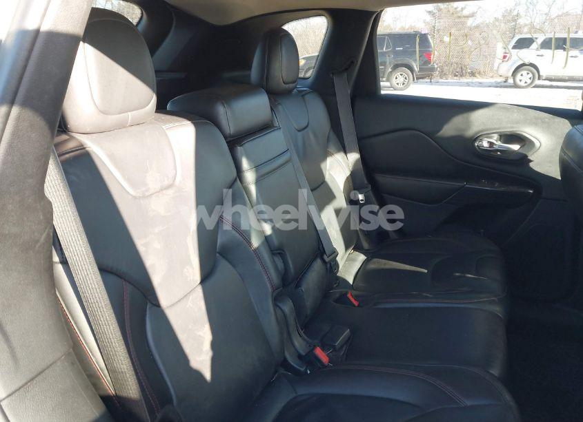 Photo 21 of 2014 Jeep Cherokee TRAILHAWK (VIN 1C4PJMBS9EW285125)