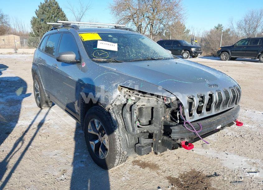 Photo 6 of 2014 Jeep Cherokee TRAILHAWK (VIN 1C4PJMBS9EW285125)