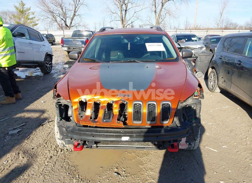 Photo 13 of 2015 Jeep Cherokee TRAILHAWK (VIN 1C4PJMBS9FW510516)