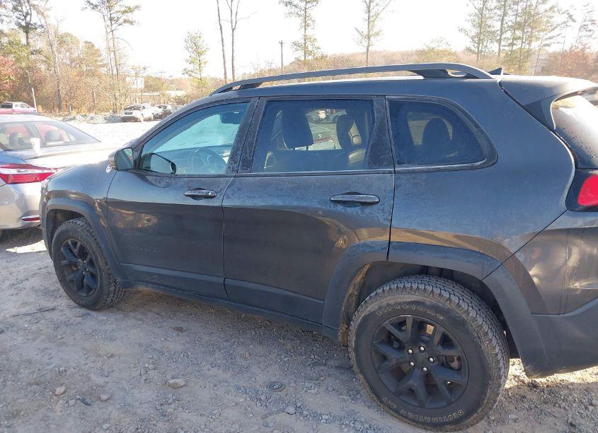 Photo 14 of 2016 Jeep Cherokee TRAILHAWK (VIN 1C4PJMBS9GW179101)