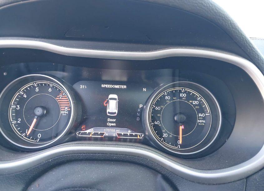 Photo 7 of 2016 Jeep Cherokee TRAILHAWK (VIN 1C4PJMBS9GW179101)