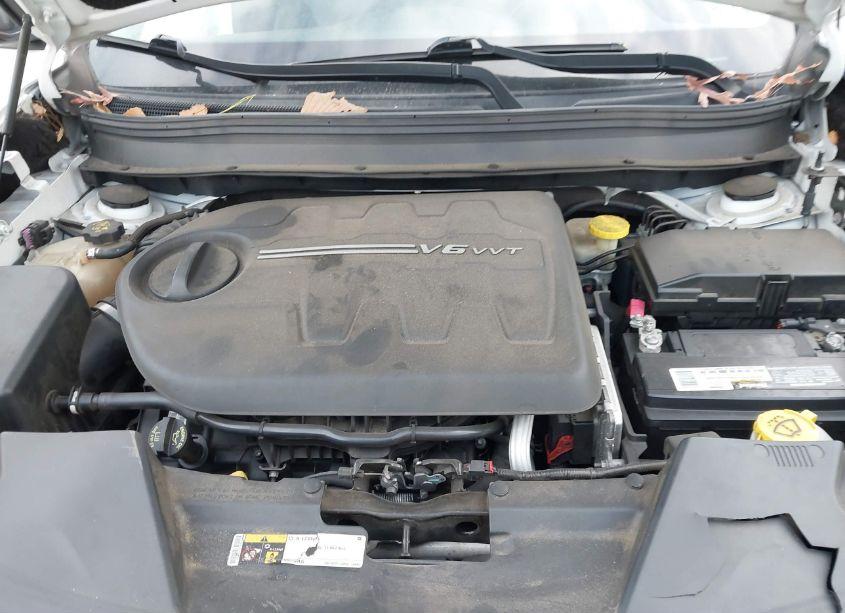 Photo 10 of 2016 Jeep Cherokee TRAILHAWK (VIN 1C4PJMBS9GW289405)