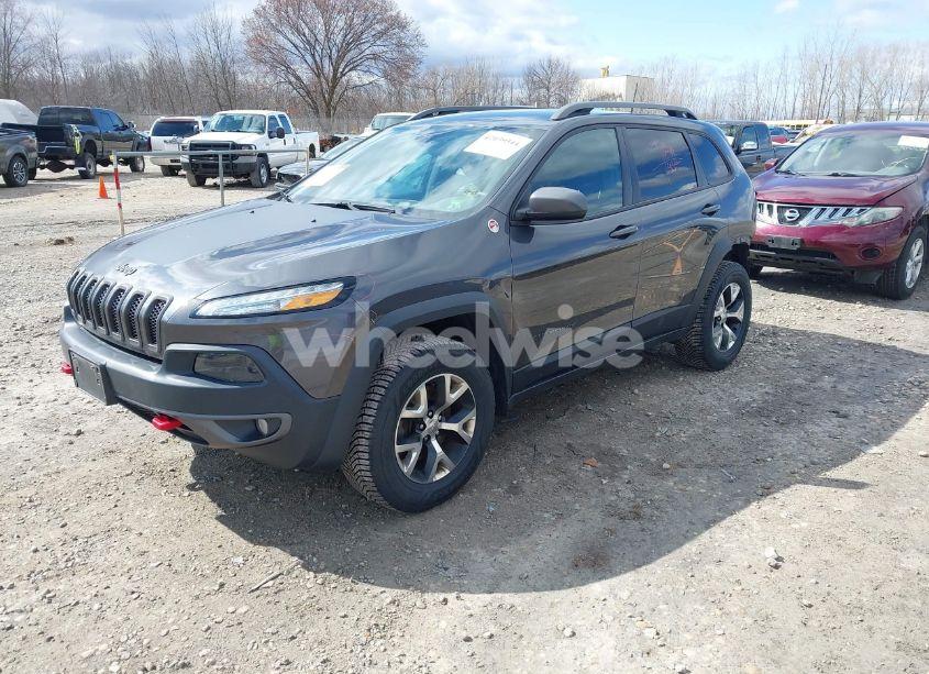 Photo 2 of 2016 Jeep Cherokee TRAILHAWK (VIN 1C4PJMBS9GW309880)