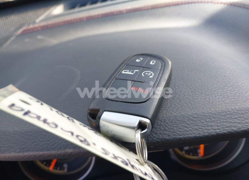 Photo 11 of 2016 Jeep Cherokee TRAILHAWK (VIN 1C4PJMBS9GW368816)