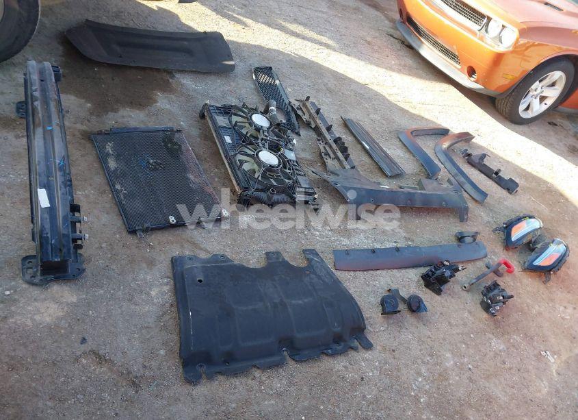 Photo 12 of 2016 Jeep Cherokee TRAILHAWK (VIN 1C4PJMBS9GW368816)