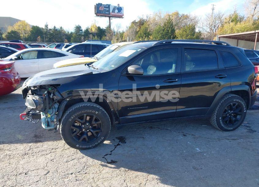 Photo 15 of 2016 Jeep Cherokee TRAILHAWK (VIN 1C4PJMBS9GW368816)