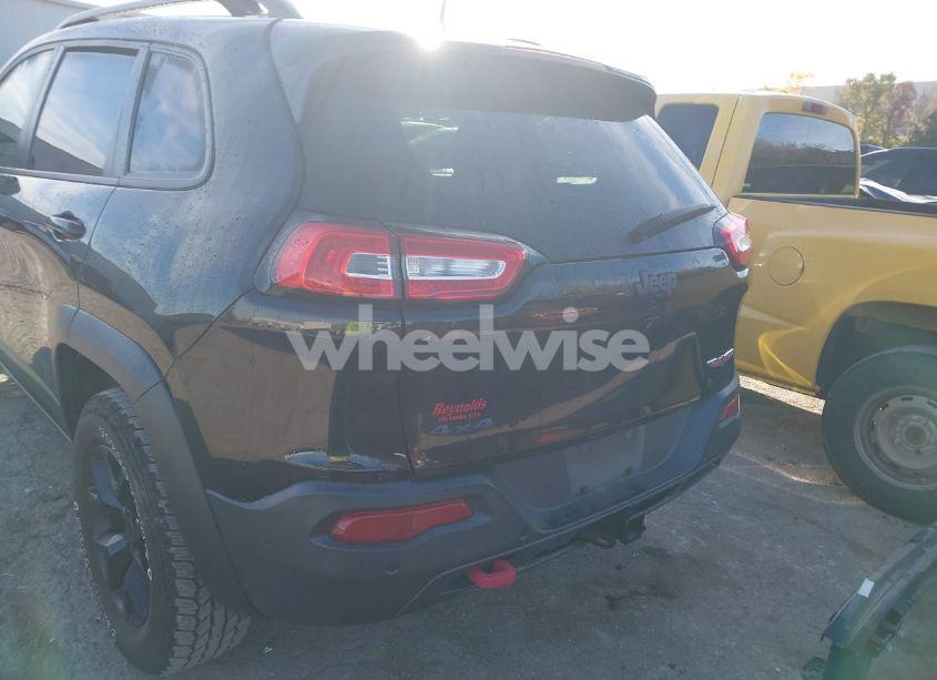 Photo 17 of 2016 Jeep Cherokee TRAILHAWK (VIN 1C4PJMBS9GW368816)
