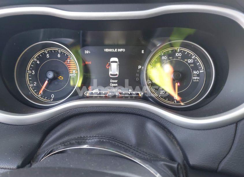 Photo 7 of 2016 Jeep Cherokee TRAILHAWK (VIN 1C4PJMBS9GW368816)