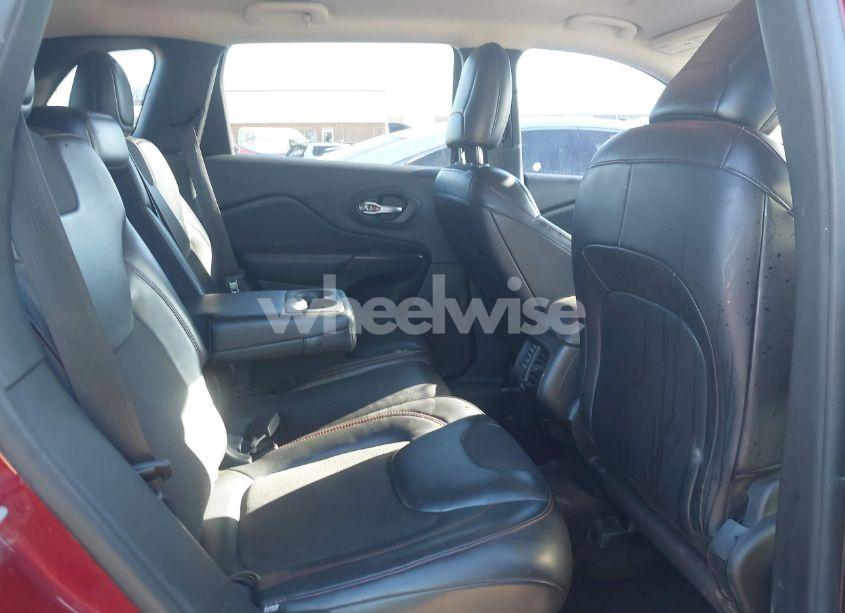 Photo 8 of 2017 Jeep Cherokee TRAILHAWK 4X4 (VIN 1C4PJMBS9HW502323)