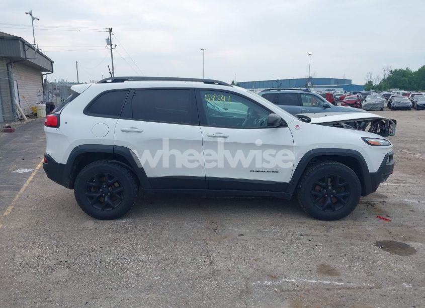 Photo 12 of 2017 Jeep Cherokee TRAILHAWK (VIN 1C4PJMBS9HW551666)