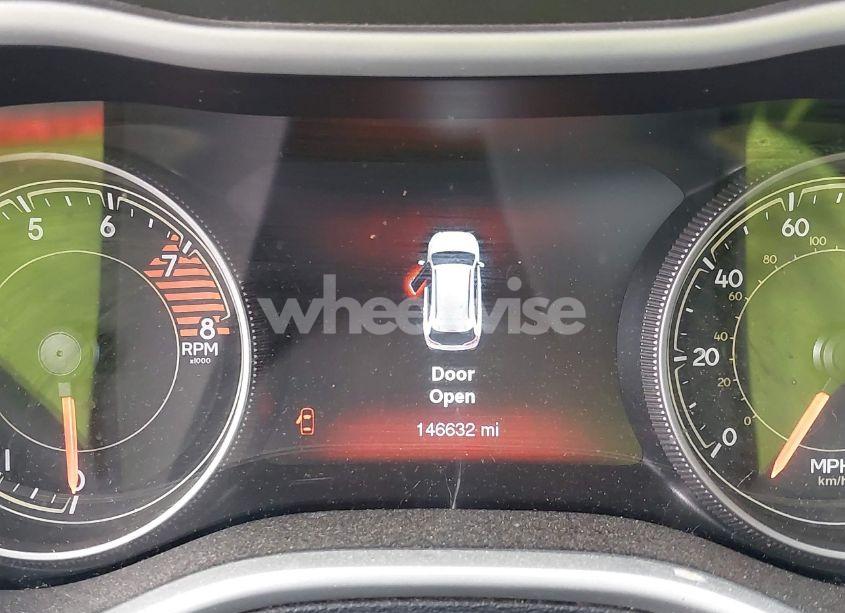 Photo 7 of 2017 Jeep Cherokee TRAILHAWK (VIN 1C4PJMBS9HW551666)