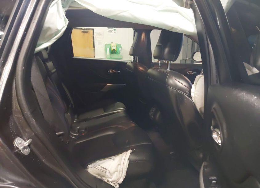 Photo 8 of 2017 Jeep Cherokee TRAILHAWK 4X4 (VIN 1C4PJMBS9HW658295)