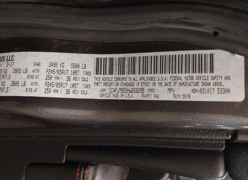 Photo 9 of 2017 Jeep Cherokee TRAILHAWK 4X4 (VIN 1C4PJMBS9HW658295)