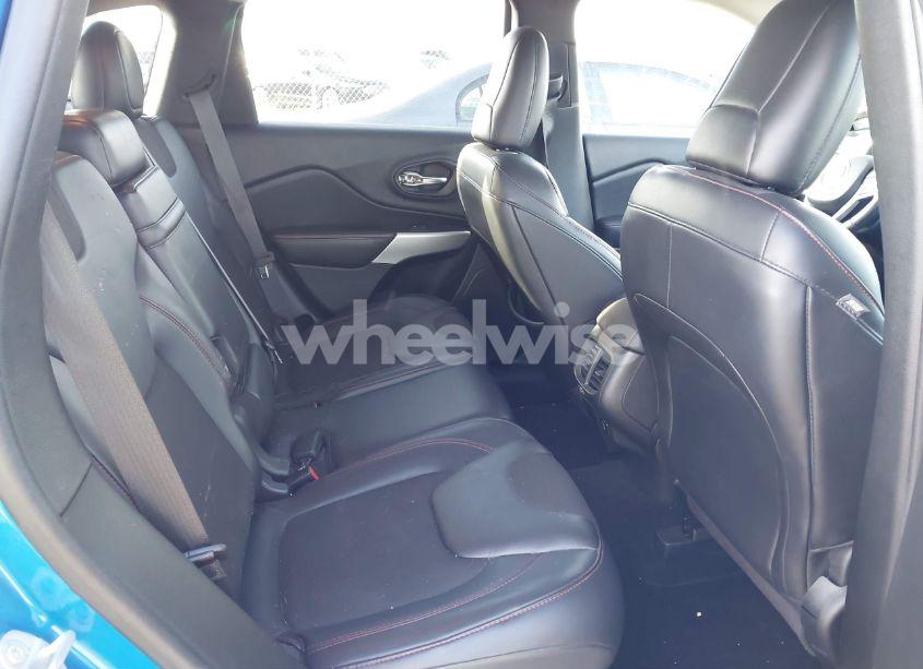 Photo 8 of 2017 Jeep Cherokee TRAILHAWK 4X4 (VIN 1C4PJMBS9HW669863)