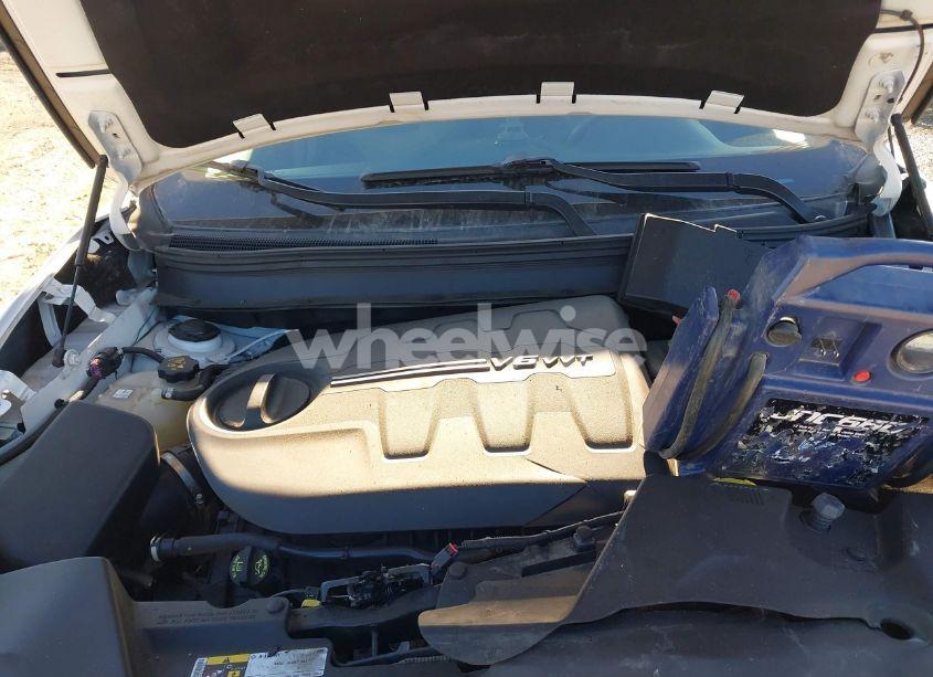 Photo 10 of 2015 Jeep Cherokee TRAILHAWK (VIN 1C4PJMBSXFW633080)