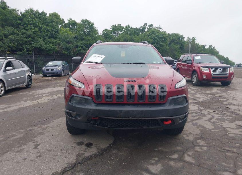 Photo 13 of 2015 Jeep Cherokee TRAILHAWK (VIN 1C4PJMBSXFW667469)