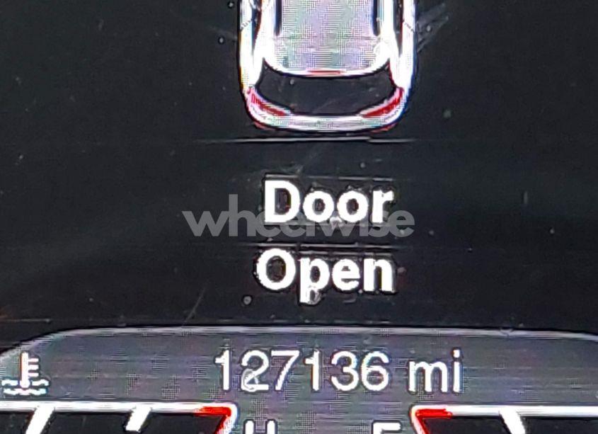 Photo 16 of 2015 Jeep Cherokee TRAILHAWK (VIN 1C4PJMBSXFW667469)