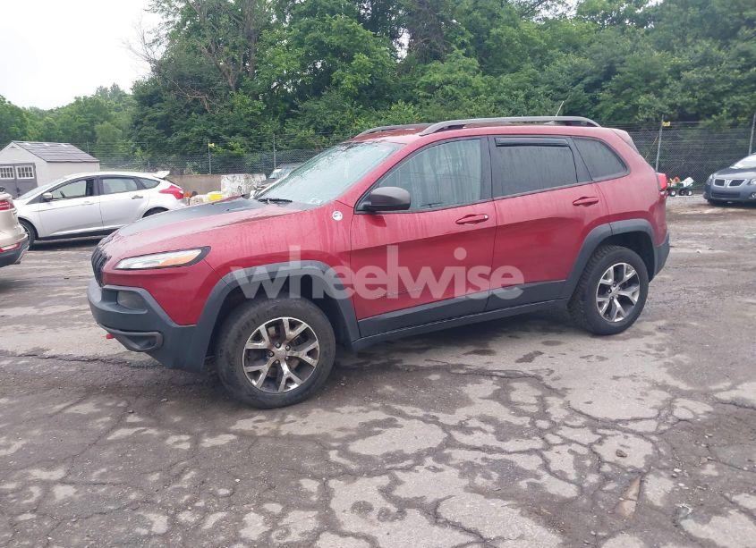 Photo 2 of 2015 Jeep Cherokee TRAILHAWK (VIN 1C4PJMBSXFW667469)