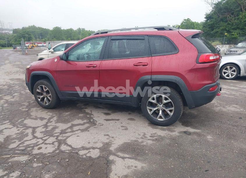 Photo 3 of 2015 Jeep Cherokee TRAILHAWK (VIN 1C4PJMBSXFW667469)