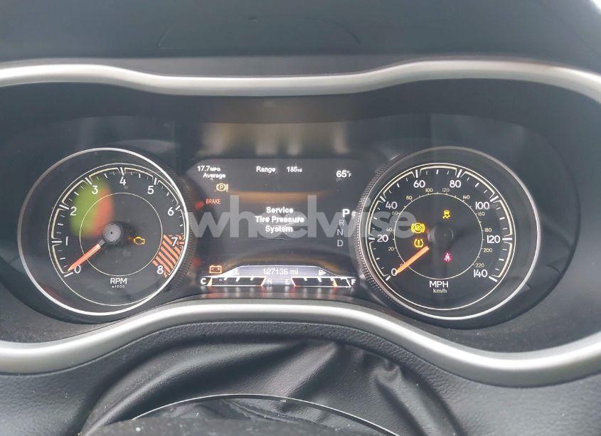 Photo 7 of 2015 Jeep Cherokee TRAILHAWK (VIN 1C4PJMBSXFW667469)