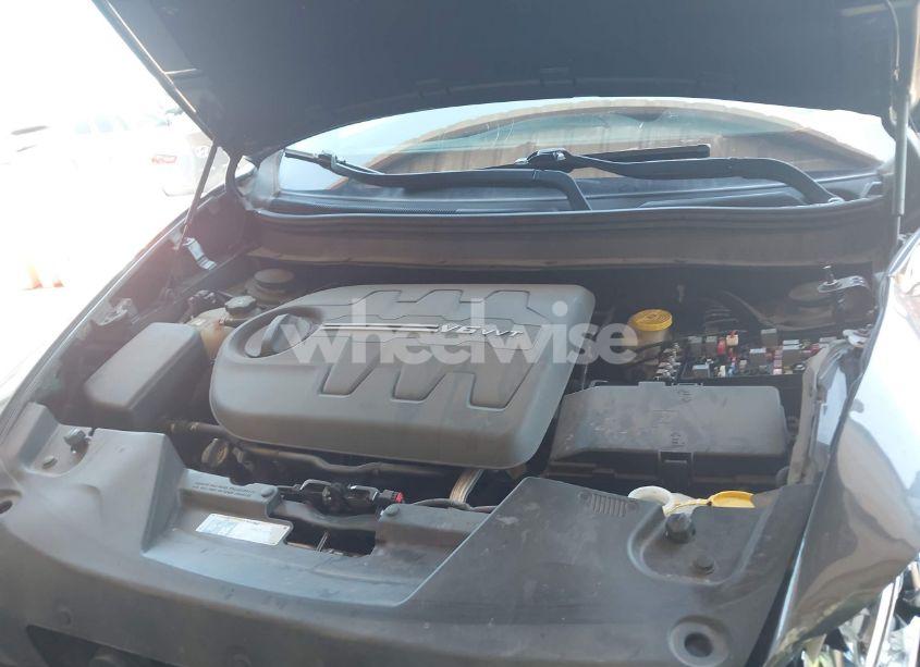 Photo 10 of 2016 Jeep Cherokee TRAILHAWK (VIN 1C4PJMBSXGW123829)