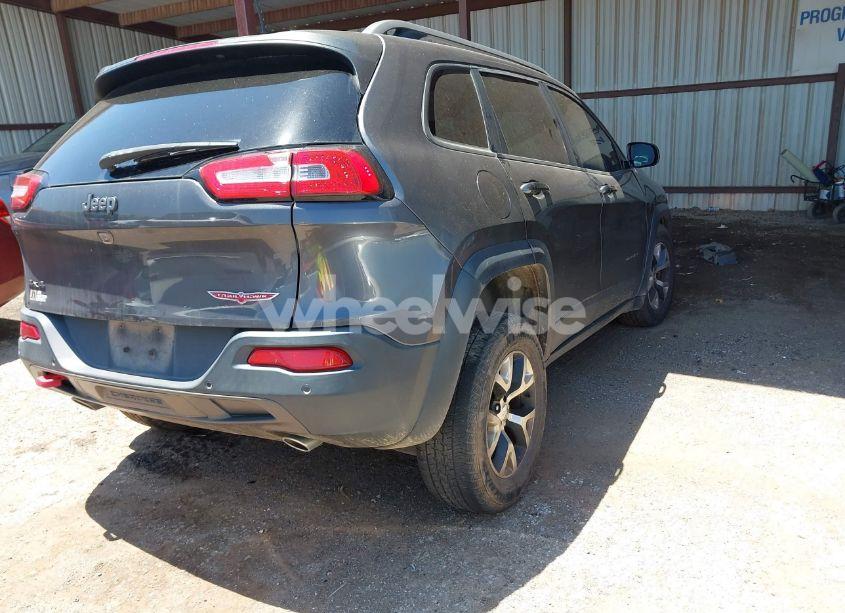 Photo 4 of 2016 Jeep Cherokee TRAILHAWK (VIN 1C4PJMBSXGW123829)