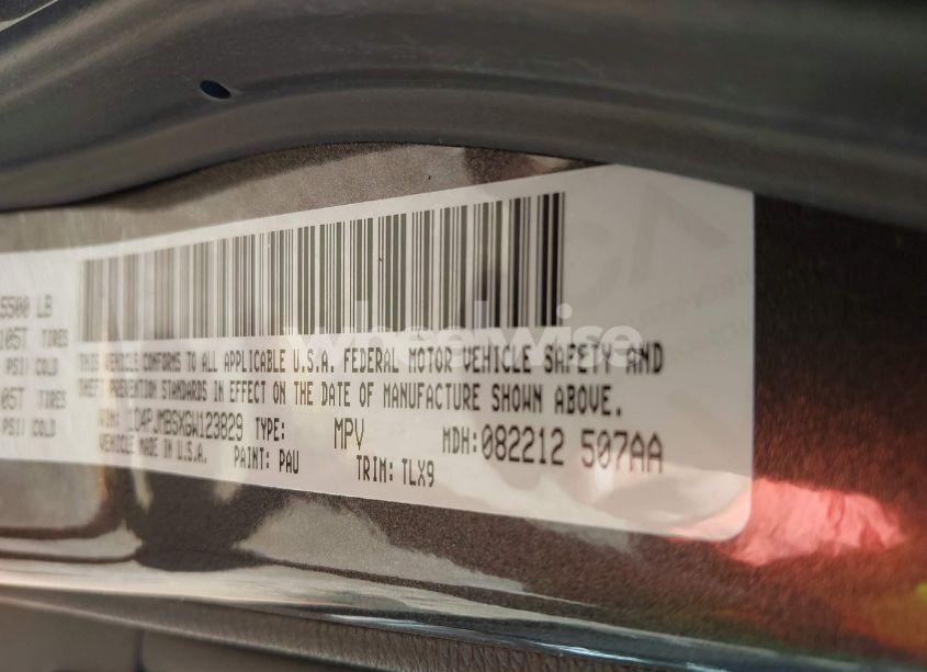 Photo 9 of 2016 Jeep Cherokee TRAILHAWK (VIN 1C4PJMBSXGW123829)