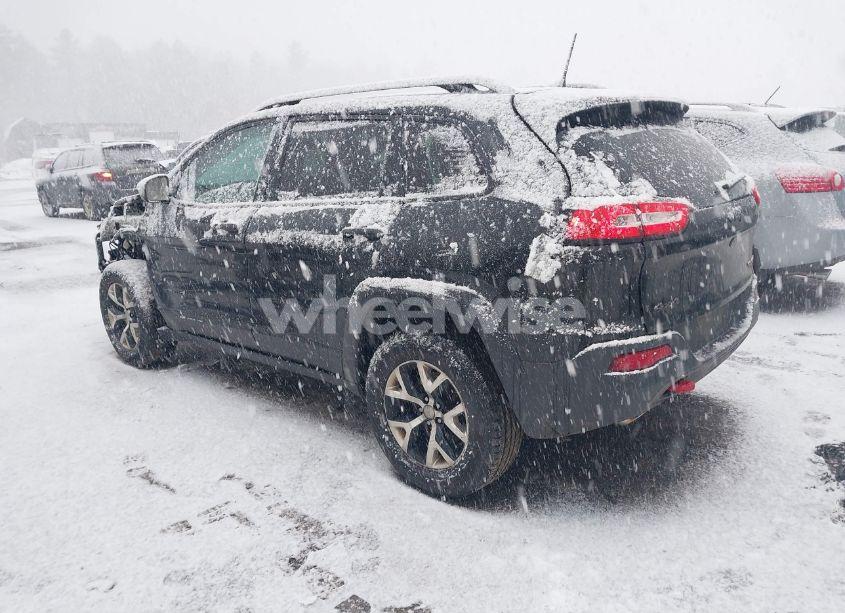 Photo 3 of 2016 Jeep Cherokee TRAILHAWK (VIN 1C4PJMBSXGW179222)