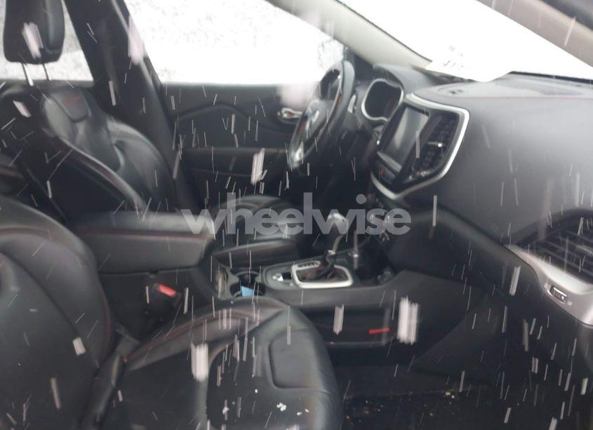 Photo 5 of 2016 Jeep Cherokee TRAILHAWK (VIN 1C4PJMBSXGW179222)