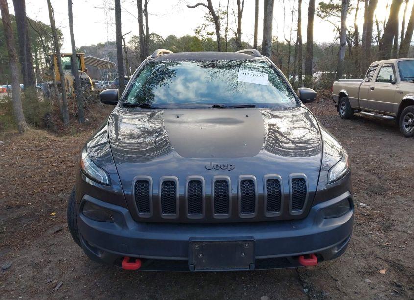 Photo 12 of 2016 Jeep Cherokee TRAILHAWK (VIN 1C4PJMBSXGW225910)