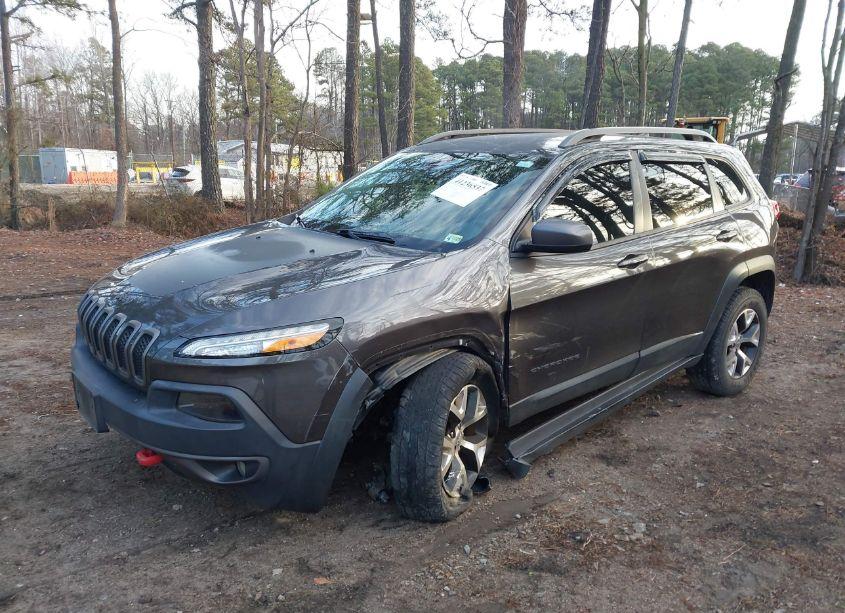 Photo 6 of 2016 Jeep Cherokee TRAILHAWK (VIN 1C4PJMBSXGW225910)