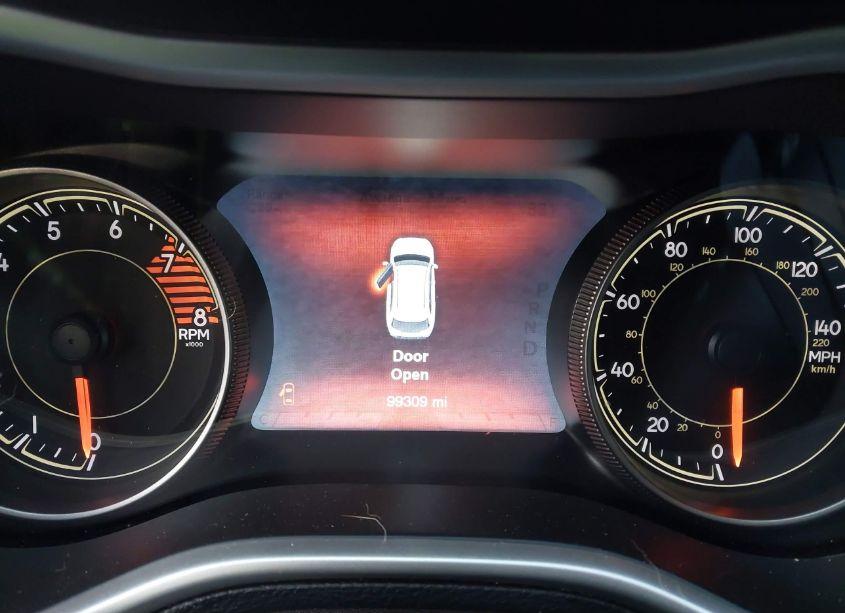 Photo 7 of 2016 Jeep Cherokee TRAILHAWK (VIN 1C4PJMBSXGW225910)