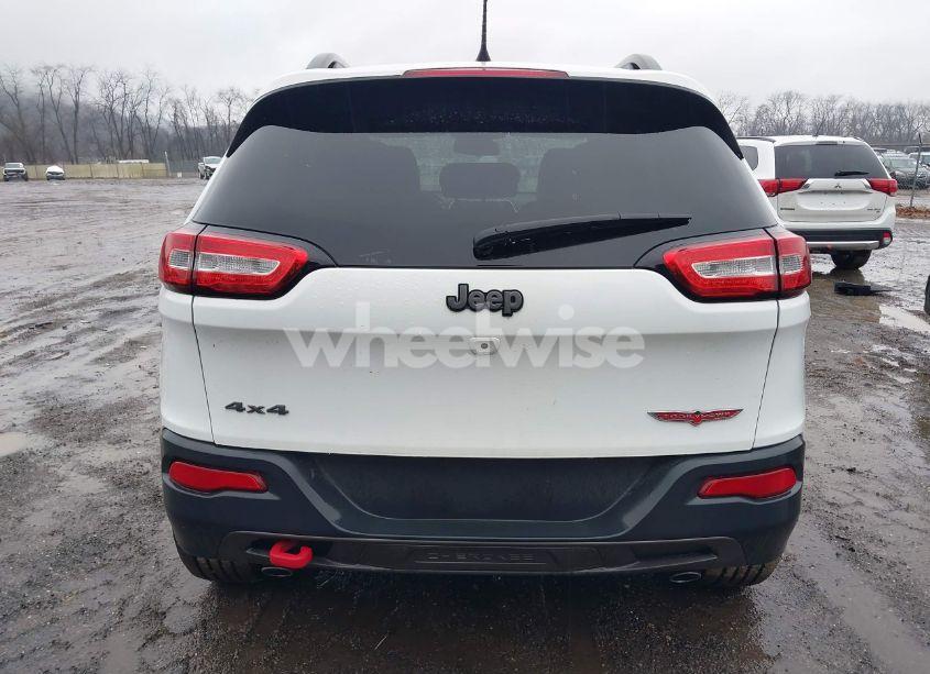 Photo 16 of 2016 Jeep Cherokee TRAILHAWK (VIN 1C4PJMBSXGW335355)