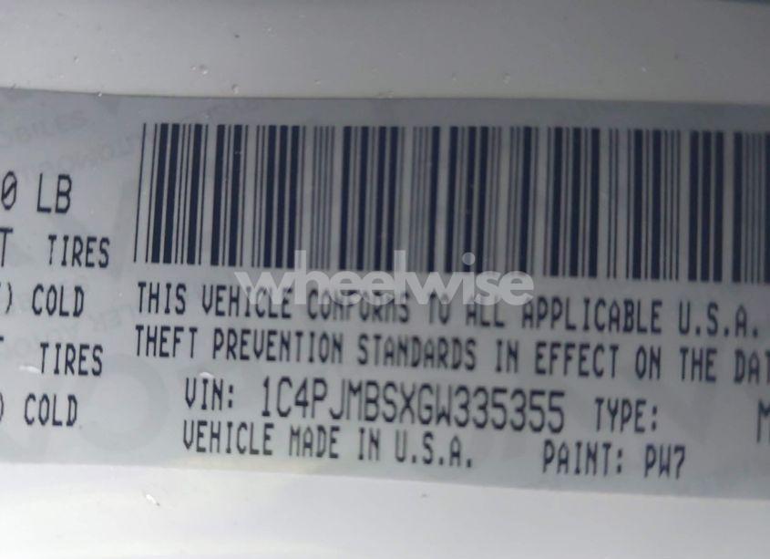 Photo 9 of 2016 Jeep Cherokee TRAILHAWK (VIN 1C4PJMBSXGW335355)